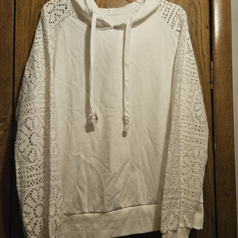Elegant White Lace Sleeve Hoodie